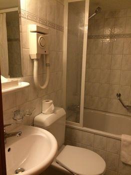 Hotel Chesa Grischuna 4*